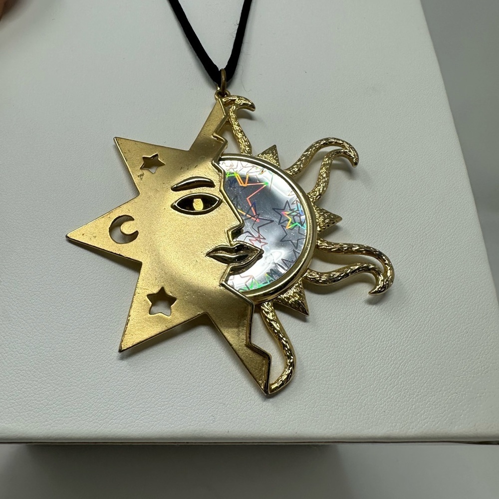 Vintage Unique Sun Moon and Stars necklace pendant brooch - Picture 4 of 8